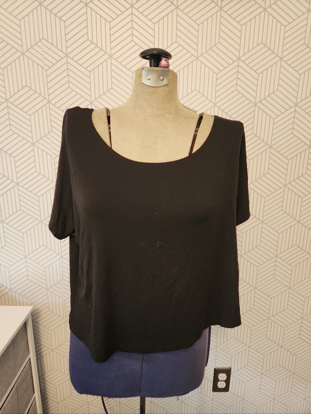Zenergy by Chico's Cropped Black Round Neck Top Blouse Tee Oversized Fit Large